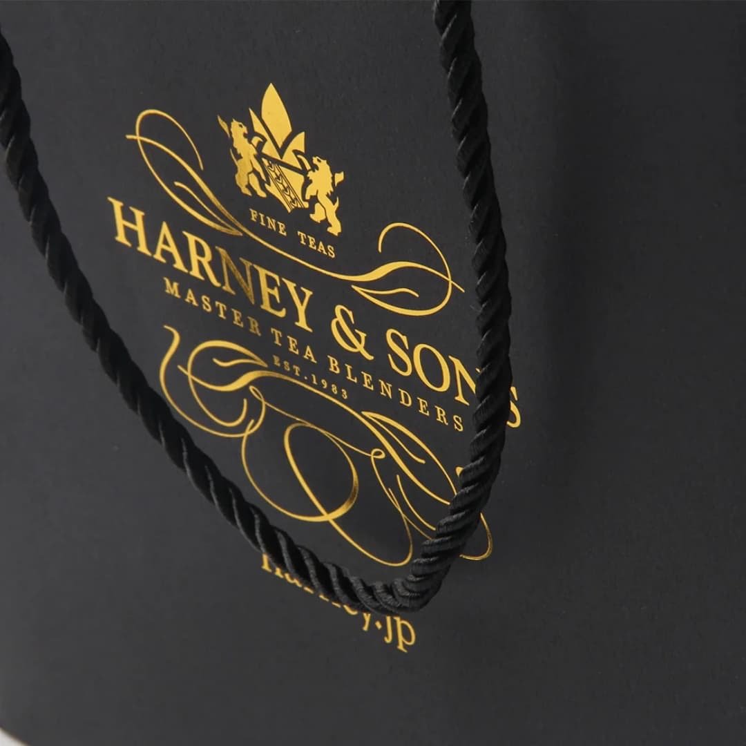 Custom OEM Luxury Black Gift Shopping Paper Bag With Your Own Logo