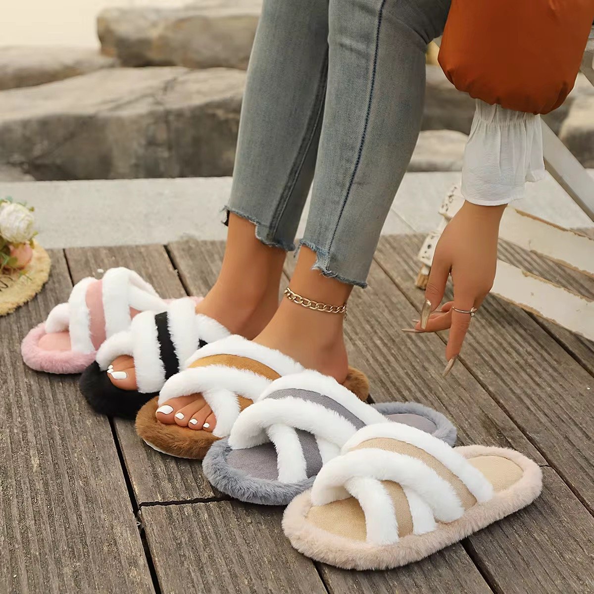 New Women's Fashion Slides Home House Fluffy Warm Couple Slipper Outdoor Furry Rabbit Faux Fur Slippers For Women Plush Slippers