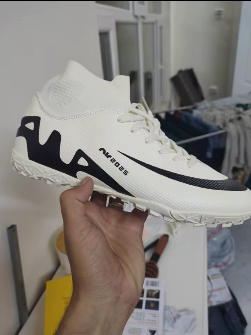 PVC Leather High-Top Winter Soccer Shoes - Breathable AG/FG Turf Boots for Professional Training