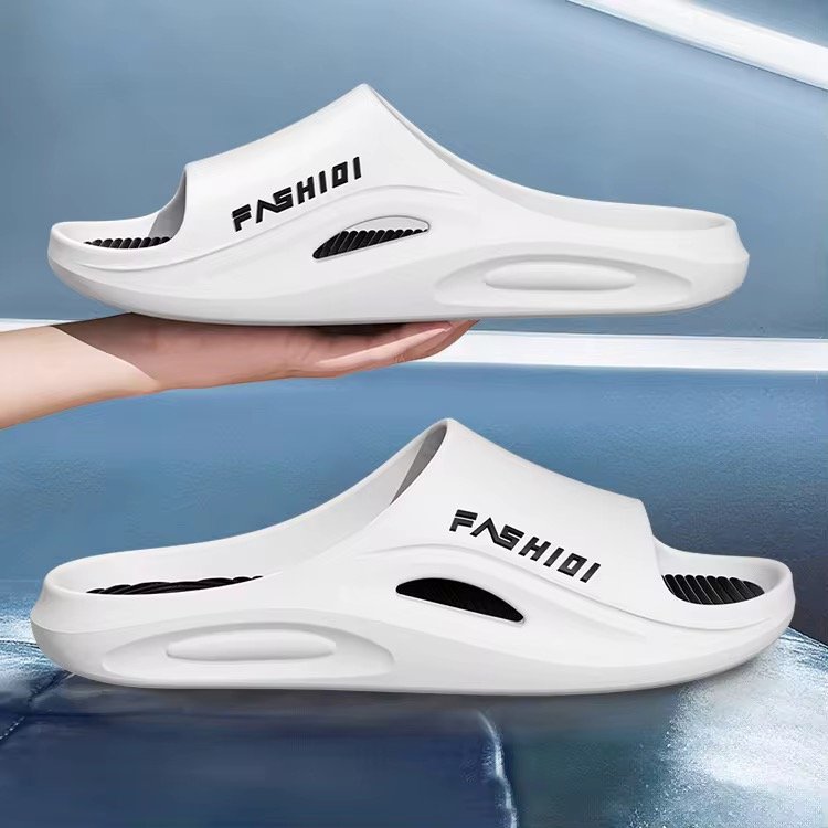 New Design Summer Shoes Non-slip Sport Slippers Sandals Indoor Outdoor Bathroom Home Men Slippers With Customized Logo