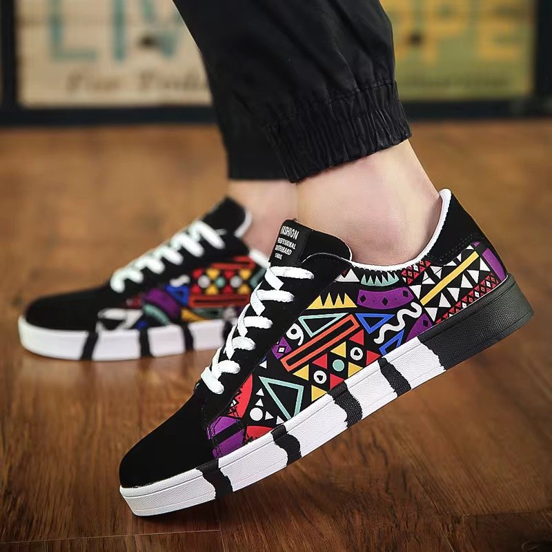 2024 New Breathable Casual Printed Canvas Skate Shoes Low Top Canvas Trendy Shoes