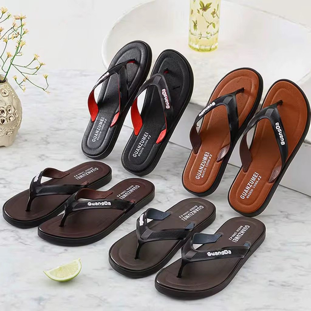 High Quality PVC Flip-Flops Slippers Anti-Slip Summer Beach Sandals with Flat Design-Popular Fashion Trend Shoes