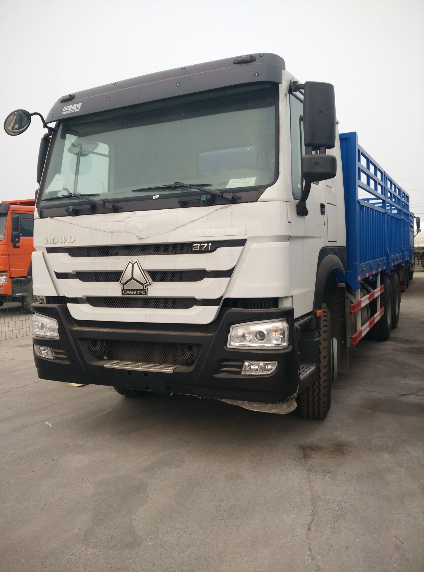 Sino Truck Howo 6x4 8 Ton 10 Wheel 8*4 30ton 10ton Diesel Engine Used Fence Cargo Truck