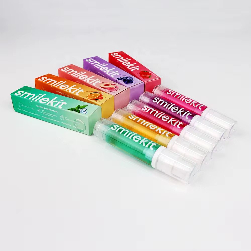 Smile kit Portable Cool Mint Flavor Perfume Fresh Breath Oral Mouth Freshener Spray