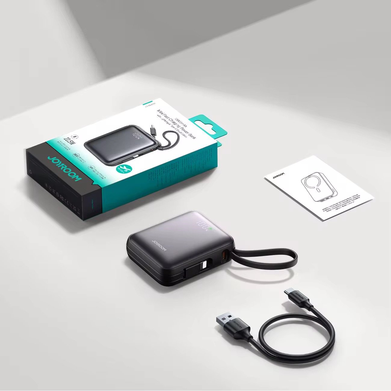 JOYROOM 10000mAh Ultra Small High Capacity Power Banks Portable Mobile Charger with Display and Charging Cable