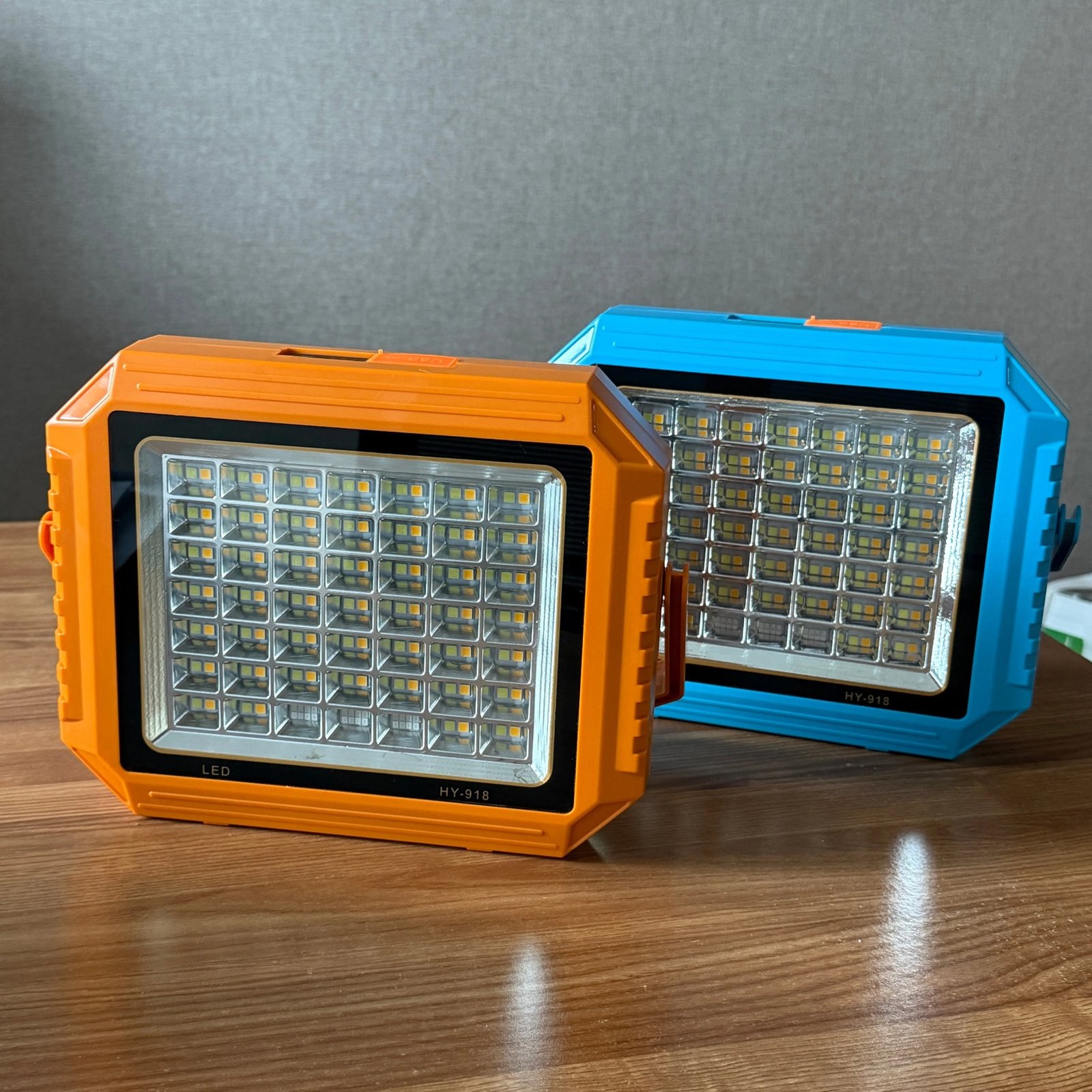 Solar lamp, Solar  Waterproof Outdoor Portable Emergency USB Charging LED Camping Lamp High Power Courtyard Lights Floor Stand Flood Light