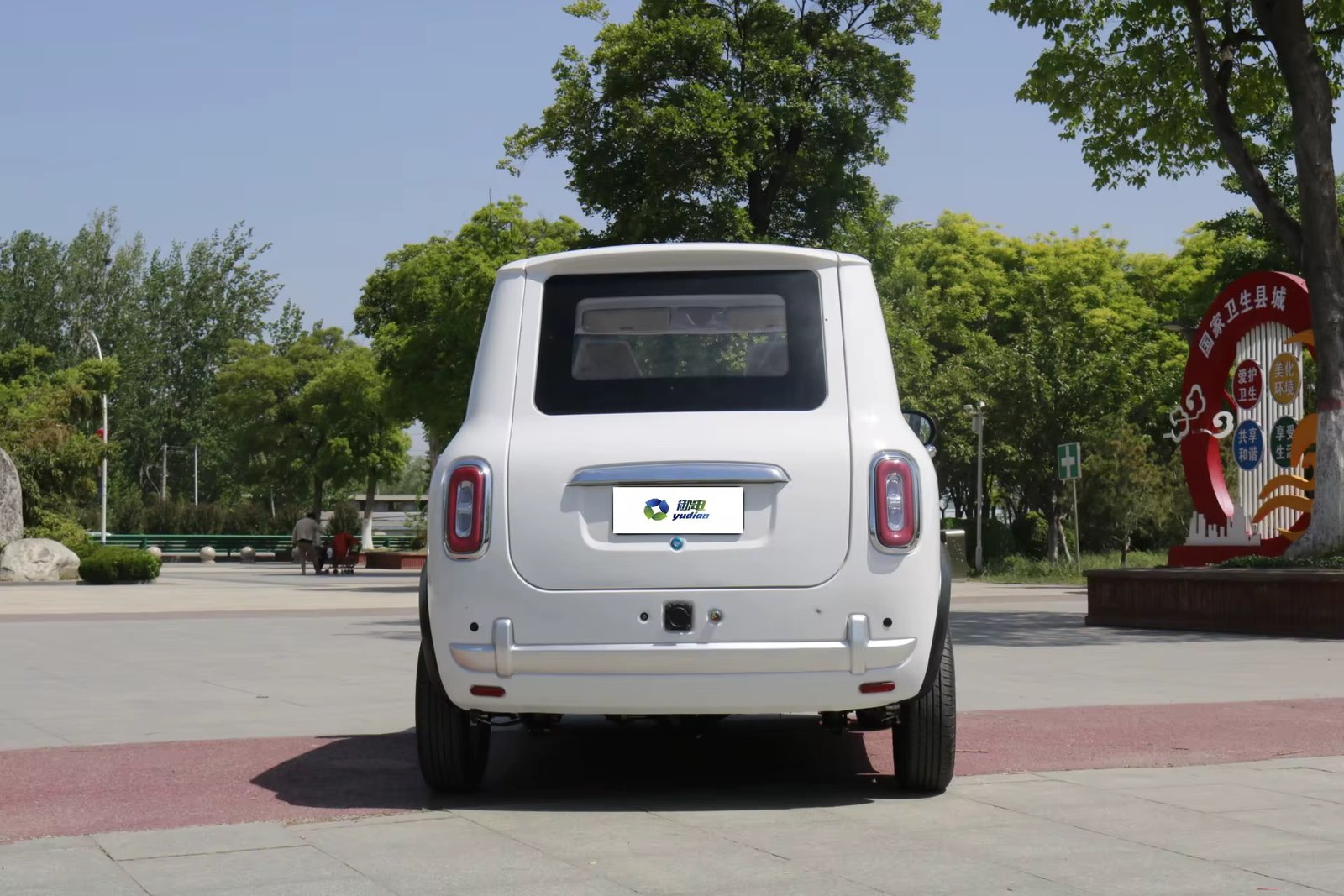 YUdian Century Mini EV Electric Car New Energy Vehicle with Long Range Low Price Without Driving Licence Car